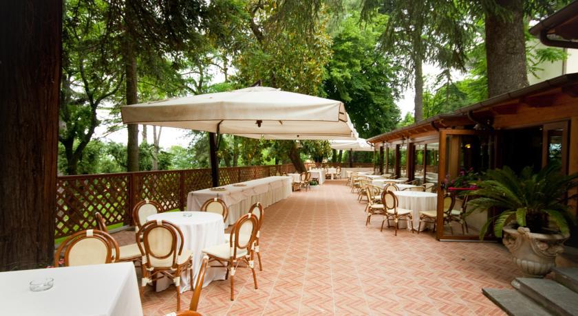 Hotel Villa Aricia Аричча Экстерьер фото
