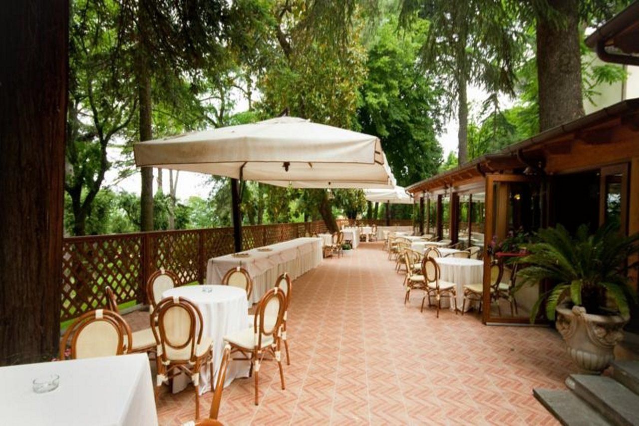 Hotel Villa Aricia Аричча Экстерьер фото