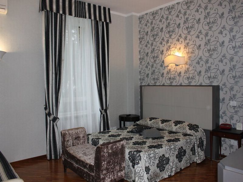 Hotel Villa Aricia Аричча Экстерьер фото